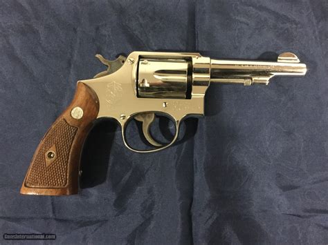 On this. . Smith and wesson model 10 serial numbers